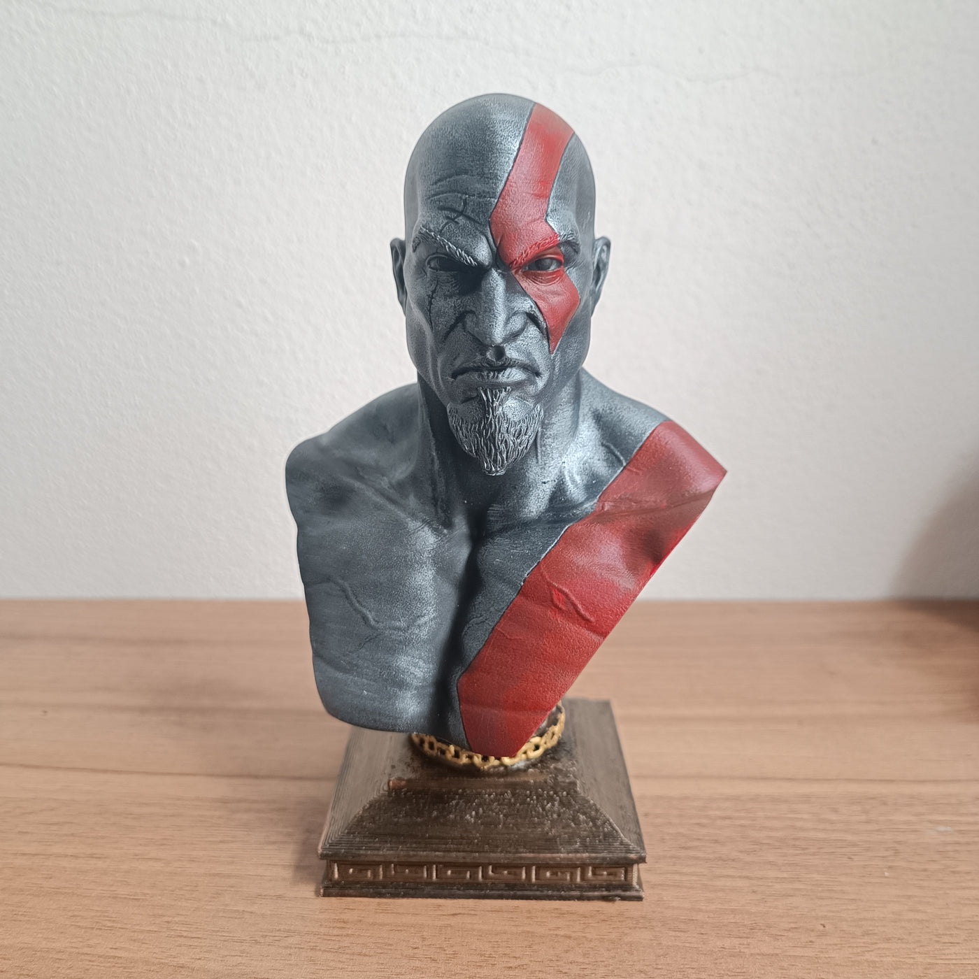 Busto (V1) Kratos God of War em miniatura impresso em 3D