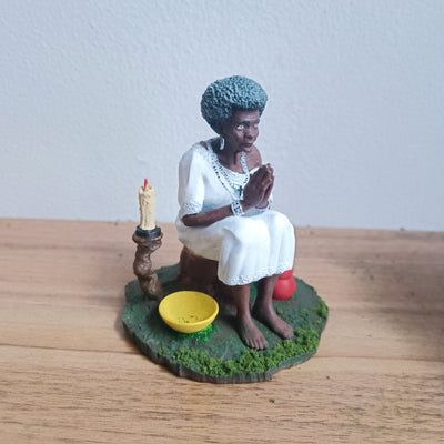 Preta Velha em miniatura impressa em 3D