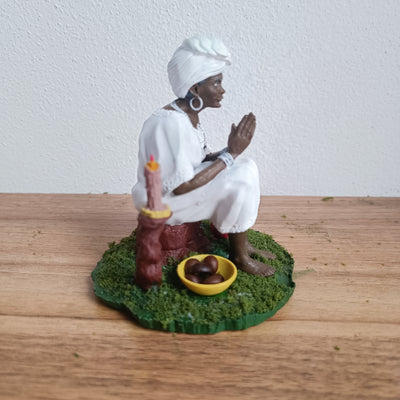 Preta Velha em miniatura impressa em 3D