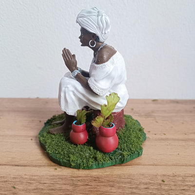 Preta Velha em miniatura impressa em 3D