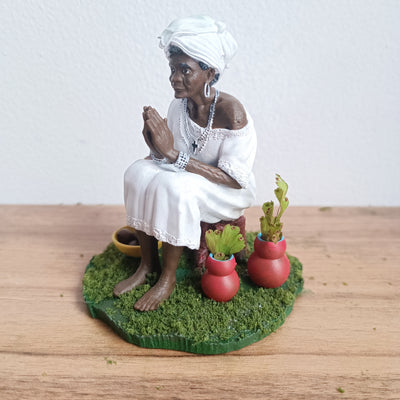 Preta Velha em miniatura impressa em 3D