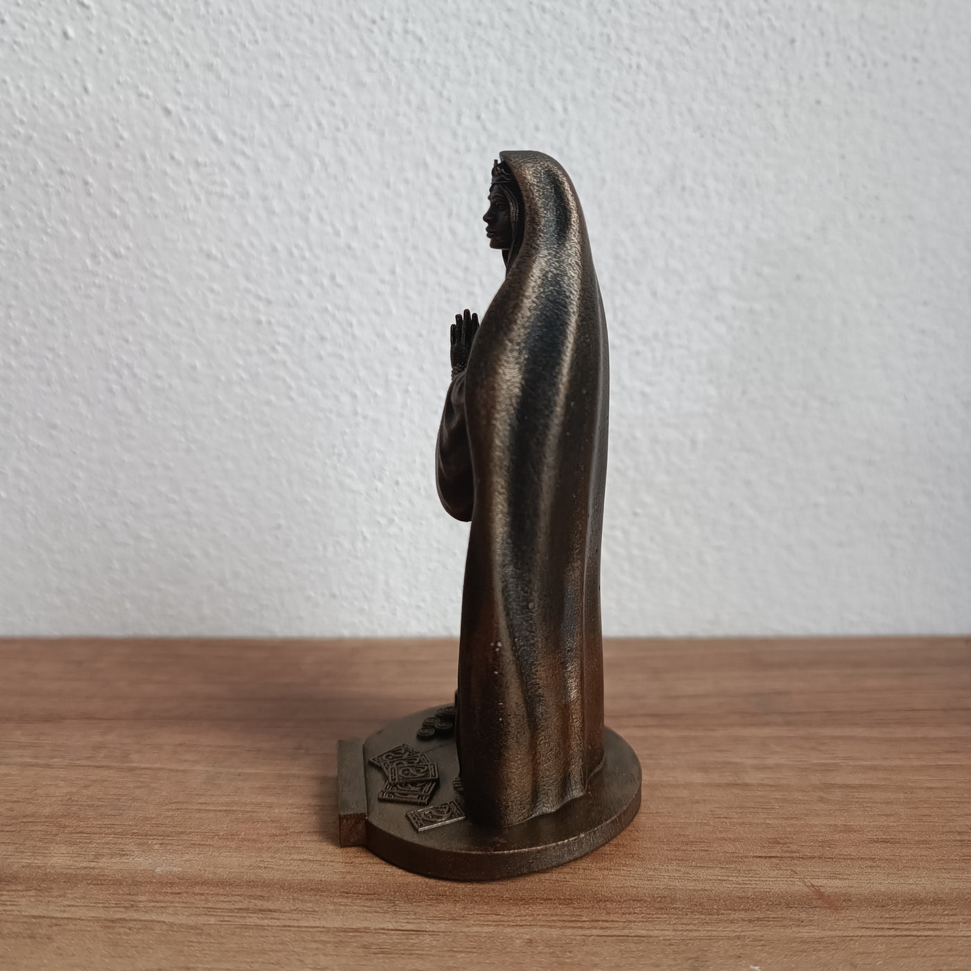 Santa Sara em miniatura impressa em 3D