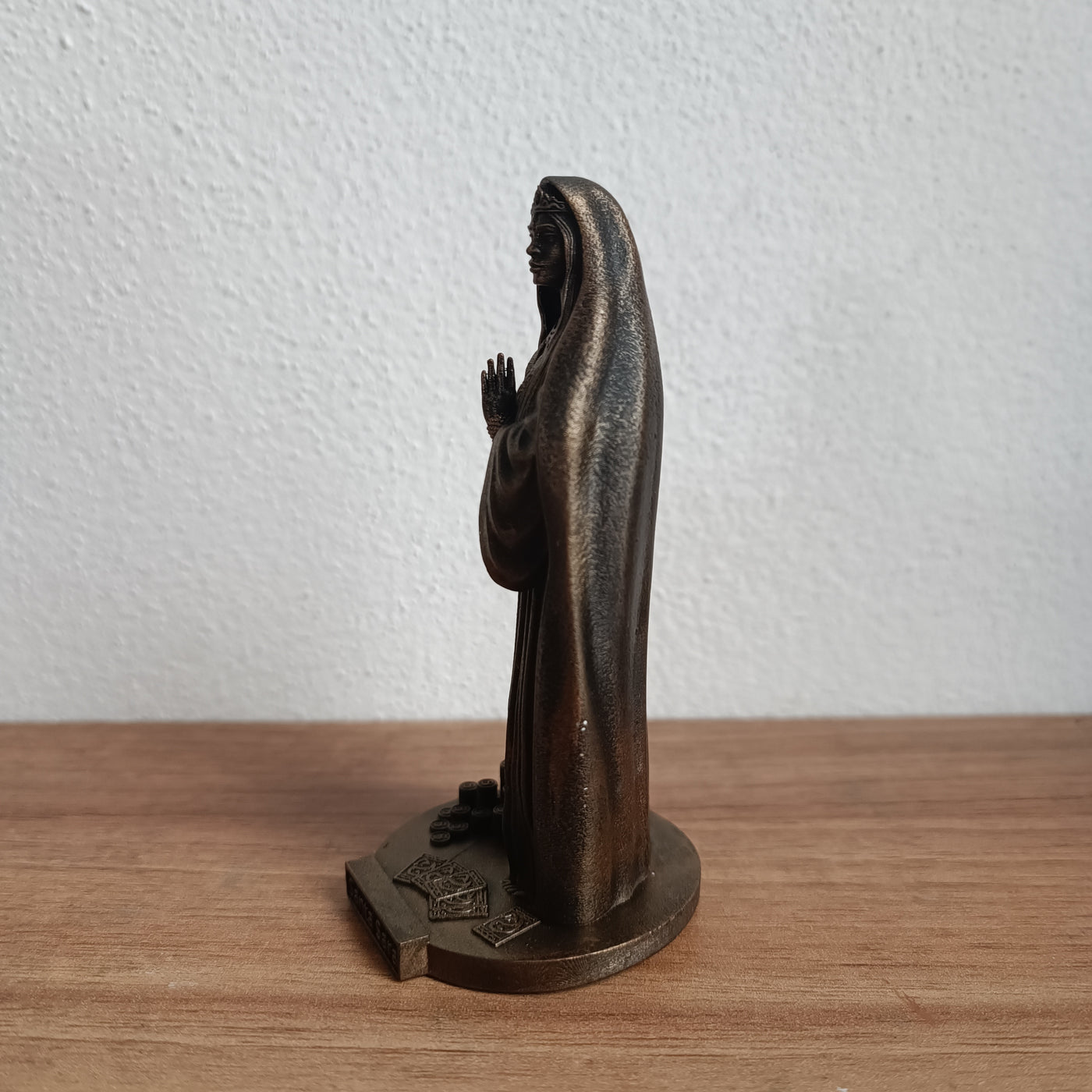 Santa Sara em miniatura impressa em 3D