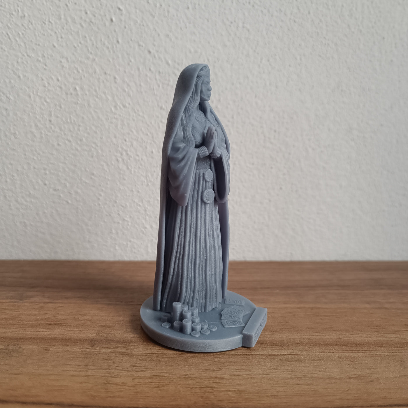 Santa Sara em miniatura impressa em 3D