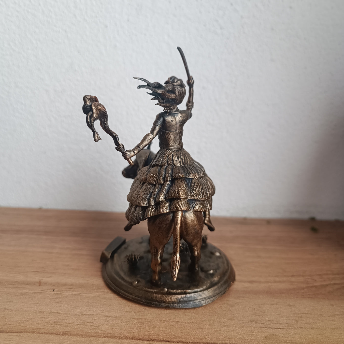 Iansã no bufalo em miniatura impressa em 3D